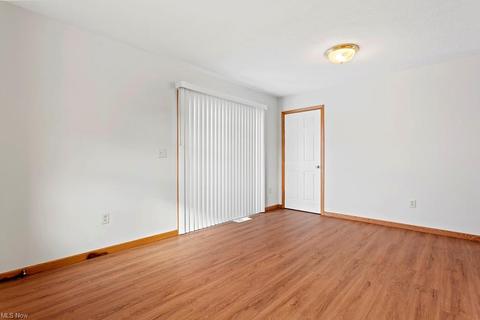 460 Stallion Ct, Lagrange, OH 44050 photo 10