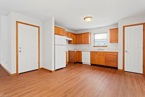 460 Stallion Ct, Lagrange, OH 44050 photo 7