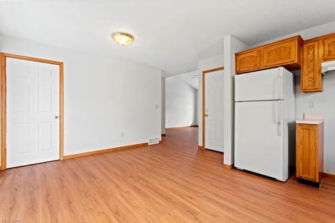 460 Stallion Ct, Lagrange, OH 44050 photo 9