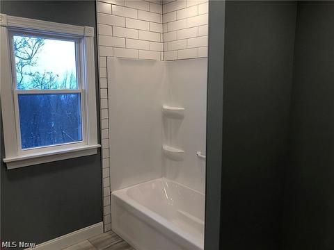 412 W Main St, Barnesville, OH 43713 photo 28