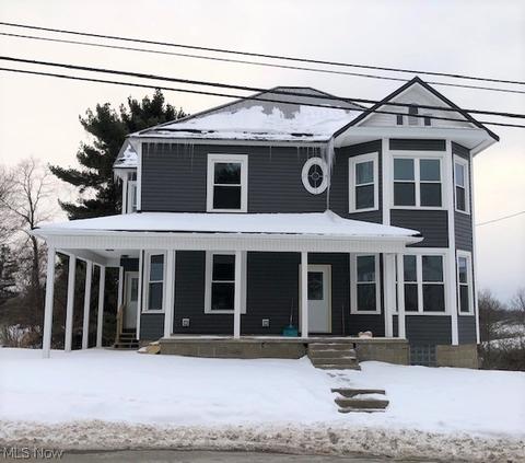 412 W Main St, Barnesville, OH 43713 photo 1