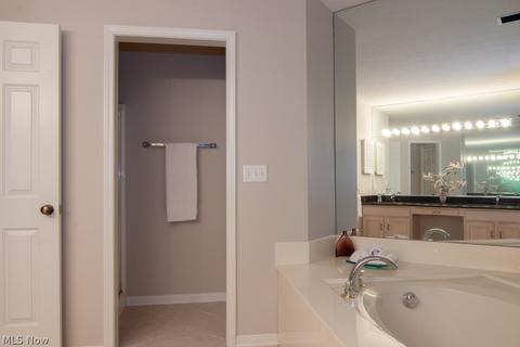 4142 Mohawk Dr, Copley, OH 44321 photo 19