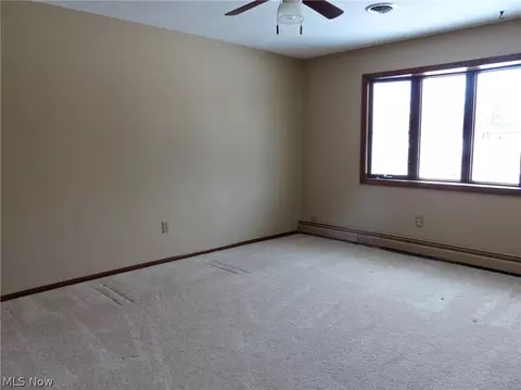 2147 Garden Dr, Wickliffe, OH 44092 photo 21
