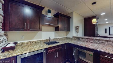 7369 Rollingbrook Trl, Solon, OH 44139 photo 24