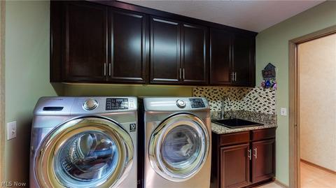 7369 Rollingbrook Trl, Solon, OH 44139 photo 13