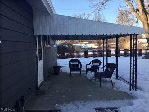 481 Wesley Ave, Elyria, OH 44035 photo 9
