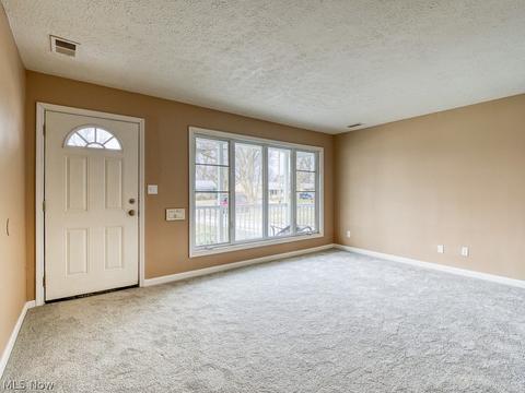 418 Walnut Dr, Berea, OH 44017 photo 10