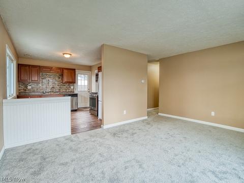 418 Walnut Dr, Berea, OH 44017 photo 8