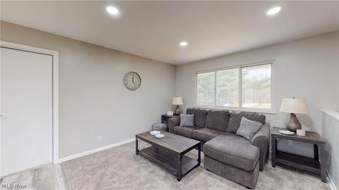 4920 Everett Rd, Akron, OH 44333 photo 7