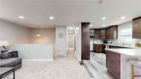 4920 Everett Rd, Akron, OH 44333 photo 9