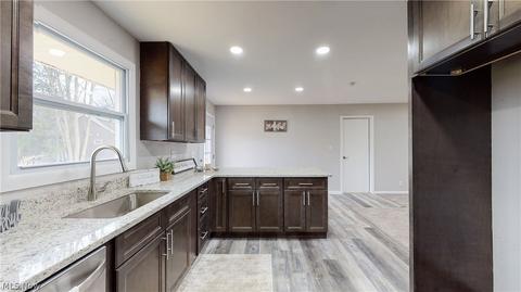 4920 Everett Rd, Akron, OH 44333 photo 13