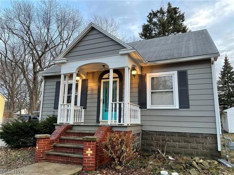 210 E 45th St, Lorain, OH 44052 photo 1
