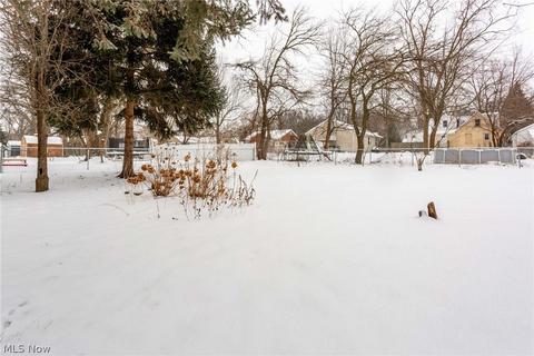 210 E 45th St, Lorain, OH 44052 photo 17