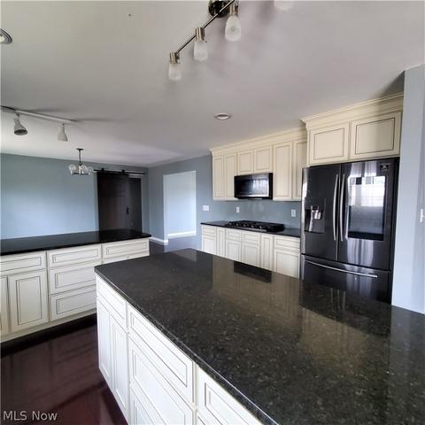 89 S Aurora Rd, Aurora, OH 44202 photo 10