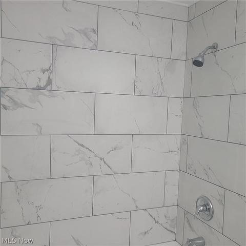407 11th St, Elyria, OH 44035 photo 8