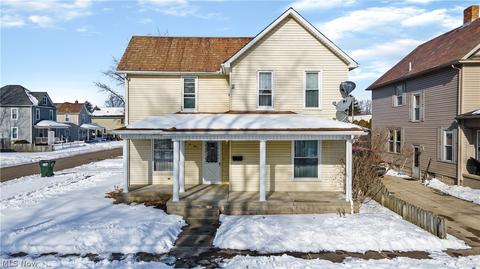 403 E 7th St, Dover, OH 44622 photo 1
