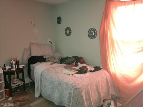 122 E 22nd St, Lorain, OH 44052 photo 5