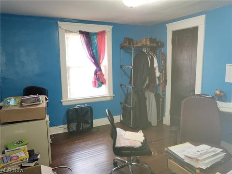 122 E 22nd St, Lorain, OH 44052 photo 8