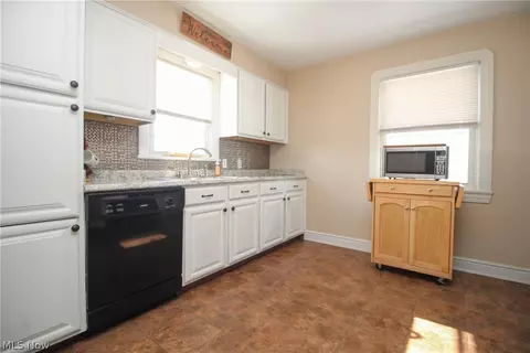 29 Melbourne Ave, Boardman, OH 44512 photo 10
