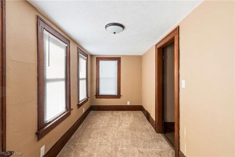 240 E Thornton St, Akron, OH 44311 photo 21