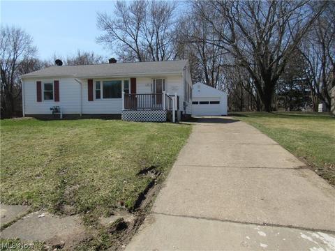 5845 Runkle Ave, Ashtabula, OH 44004 photo 1
