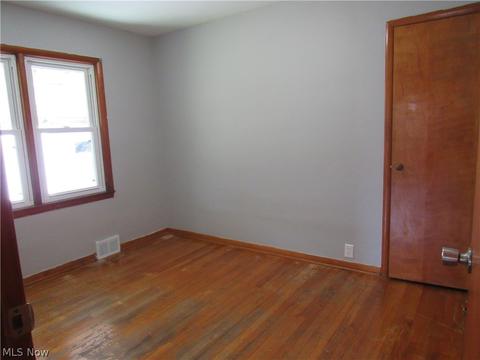 5845 Runkle Ave, Ashtabula, OH 44004 photo 13