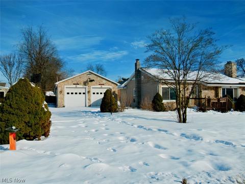 3317 Fairmount Blvd NE, Canton, OH 44705 photo 2
