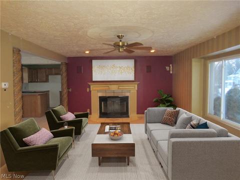 3317 Fairmount Blvd NE, Canton, OH 44705 photo 5
