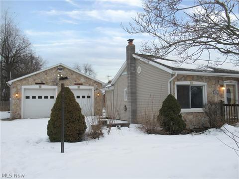 3317 Fairmount Blvd NE, Canton, OH 44705 photo 27