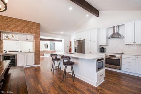 566 E Acadia Pt, Aurora, OH 44202 photo 8