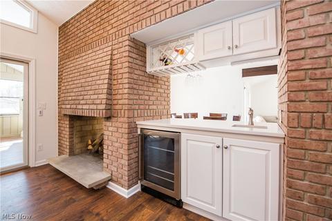 566 E Acadia Pt, Aurora, OH 44202 photo 12