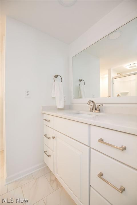 566 E Acadia Pt, Aurora, OH 44202 photo 28