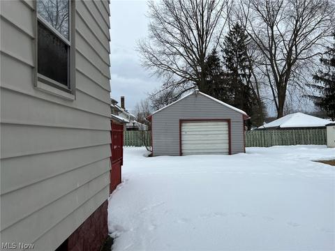 406 Sayers Ave, Niles, OH 44446 photo 16