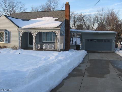6523 Brookside Rd, Independence, OH 44131 photo 2