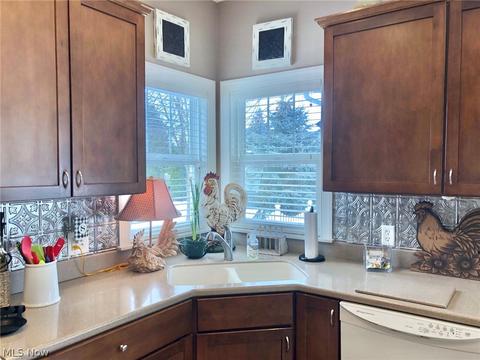 2886 Wickford Ave NW, Canton, OH 44708 photo 11