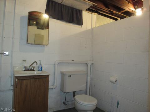 2437 E 31st St, Lorain, OH 44055 photo 23