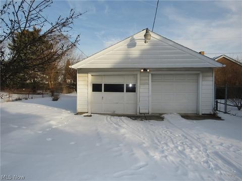2437 E 31st St, Lorain, OH 44055 photo 28