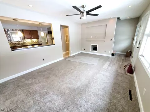 1428 Eleanor Dr, Ashtabula, OH 44004 photo 6