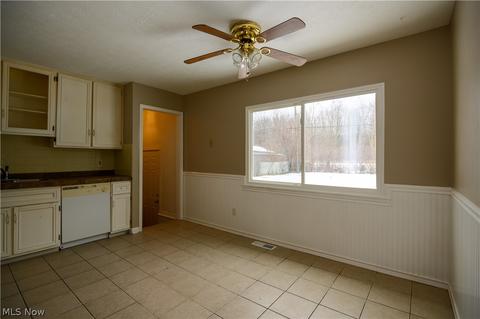 952 Salem Ave, Elyria, OH 44035 photo 17