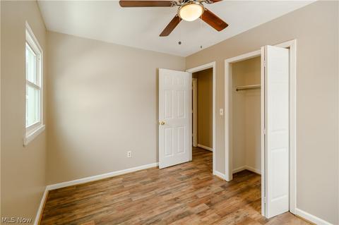 952 Salem Ave, Elyria, OH 44035 photo 22