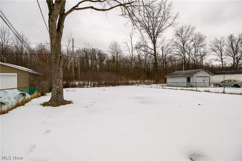 952 Salem Ave, Elyria, OH 44035 photo 8