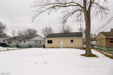 952 Salem Ave, Elyria, OH 44035 photo 7