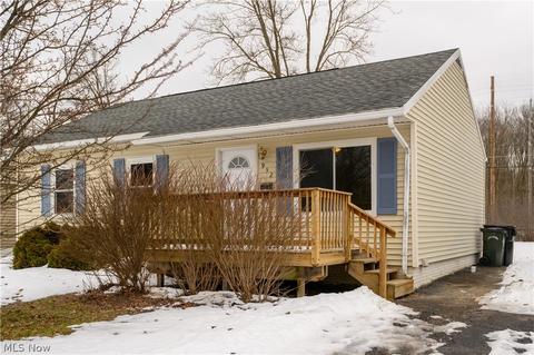952 Salem Ave, Elyria, OH 44035 photo 1