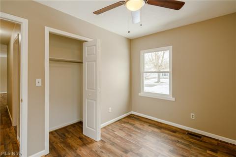 952 Salem Ave, Elyria, OH 44035 photo 21