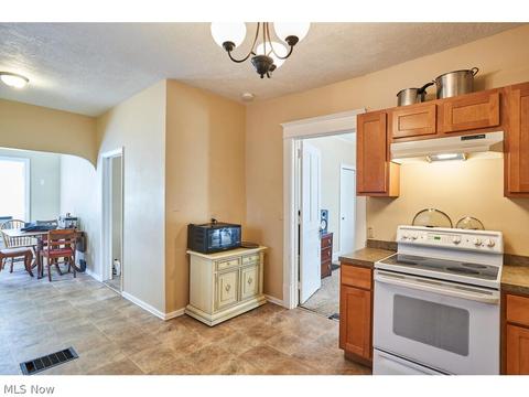 409 High St, Wadsworth, OH 44281 photo 18