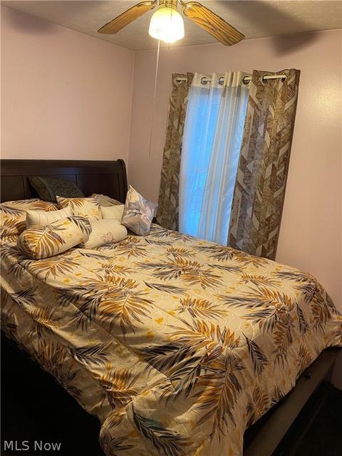 139 Valley Forge Cir, Elyria, OH 44035 photo 9