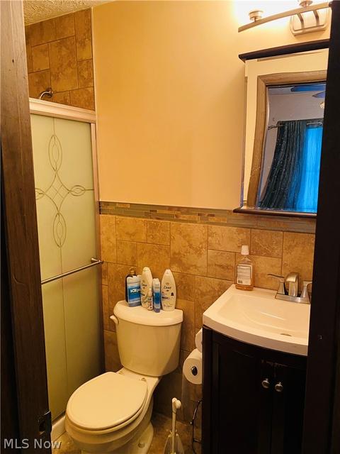 139 Valley Forge Cir, Elyria, OH 44035 photo 7