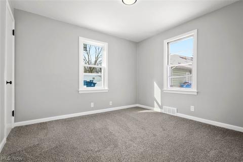 491 Audrey Ln, Struthers, OH 44471 photo 6