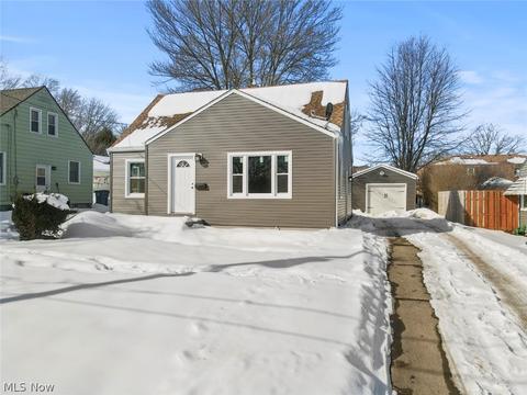 491 Audrey Ln, Struthers, OH 44471 photo 1
