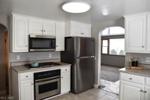 150 Cayuga Ave NW, Canton, OH 44708 photo 9